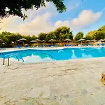 Basillica 3 Bedrooms Apartment