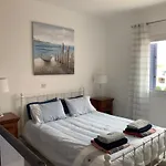 Comfortable 2 Bedroom Apartment In Popular Limnaria Gardens