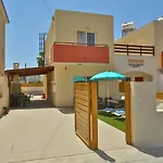 Star House