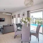 Villa Aquamarine