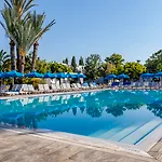Aliathon Resort