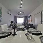 Cosea Living: Seaside Two Bedroom Flat In Harbour 106