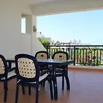 Sunset Apartment With Pool & 10 Mins To Venus Beach