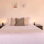 Phaedrus Living: City Flat Palas 102