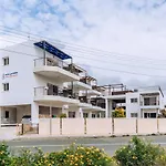 Mia Sirena Lighthouse Apartment Katw Paphos