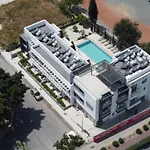 Victoria Suites