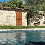 Romanos Villa