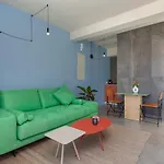 Adrop Pool Suites