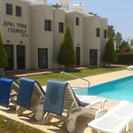 Lefki Tree Tourist Apartments