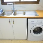 Modern 2Bd Appartment Near Mall- Internet 1Gbps
