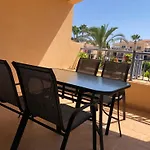 Limnaria Gardens - Modern Sunny 2 Bed Apartment