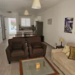 Zom Holiday Apartment