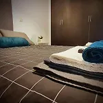 Blue Pearl Holiday Apartments With Pool In Kato Paphos