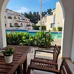 Blue Pearl Holiday Apartments With Pool In Kato Paphos