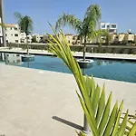 New, Modern Studio, Universal Residences