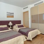 Luxury Villa Aj 06 With Private Heated Pool