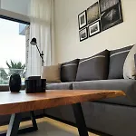 Seaside Gem 2-Beds Apt
