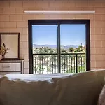 Phaedrus Living Argaka Zen Residence