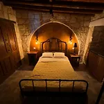 Romanos Villa