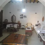 Ivi\'S House Giolou