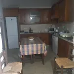 Ivi\'S House Giolou