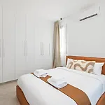 Universal Residences E III Apartments