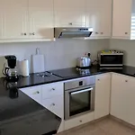 Sun Island Apartments Paphos