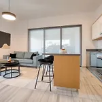Premier 307 1 Bed