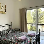 Margarita Gardens-Maisonette