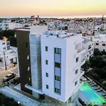 Olive Shared Pool Apartments