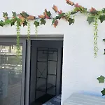 Stay Aphrodite Apartment