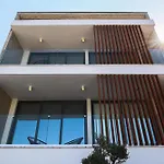 Avenue 102 1 Bed