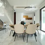 Downtown Villa 1