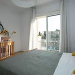 Stunning & Cosy, Direct Pool Access, 2Br, With Private Patio! Serenity Townhouse