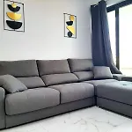H&O New 4 Seasons Apartment Universal