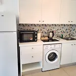 Prime Location! - 400M From The Beach