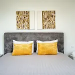 Avenue 103 3 Bed