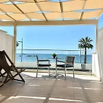 Harbour Lights Studio Apartments