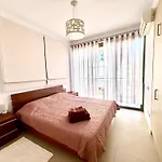 Beautiful House Near Venus Beach