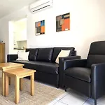 H&O Limnaria Elegance Pool View Apartment