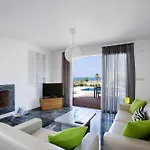 Paradise Cove Luxurious Beach Villas Turquoise 2 Bedroom Villa