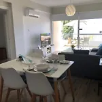 Kings Palace - Modern And Stylish 1 Bedroom Apartment