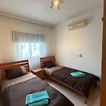 Three Bedroom Casa De Paphos