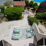 007 Margarita Gardens