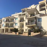 Eden Apartment