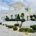 Wavebreeze Villas