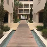 Lingna Luxury Apartment Lighthouse B002