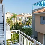 Helios Cottages