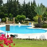 Limnaria Villas Sunny Garden Apartment