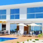 Villa Toscano